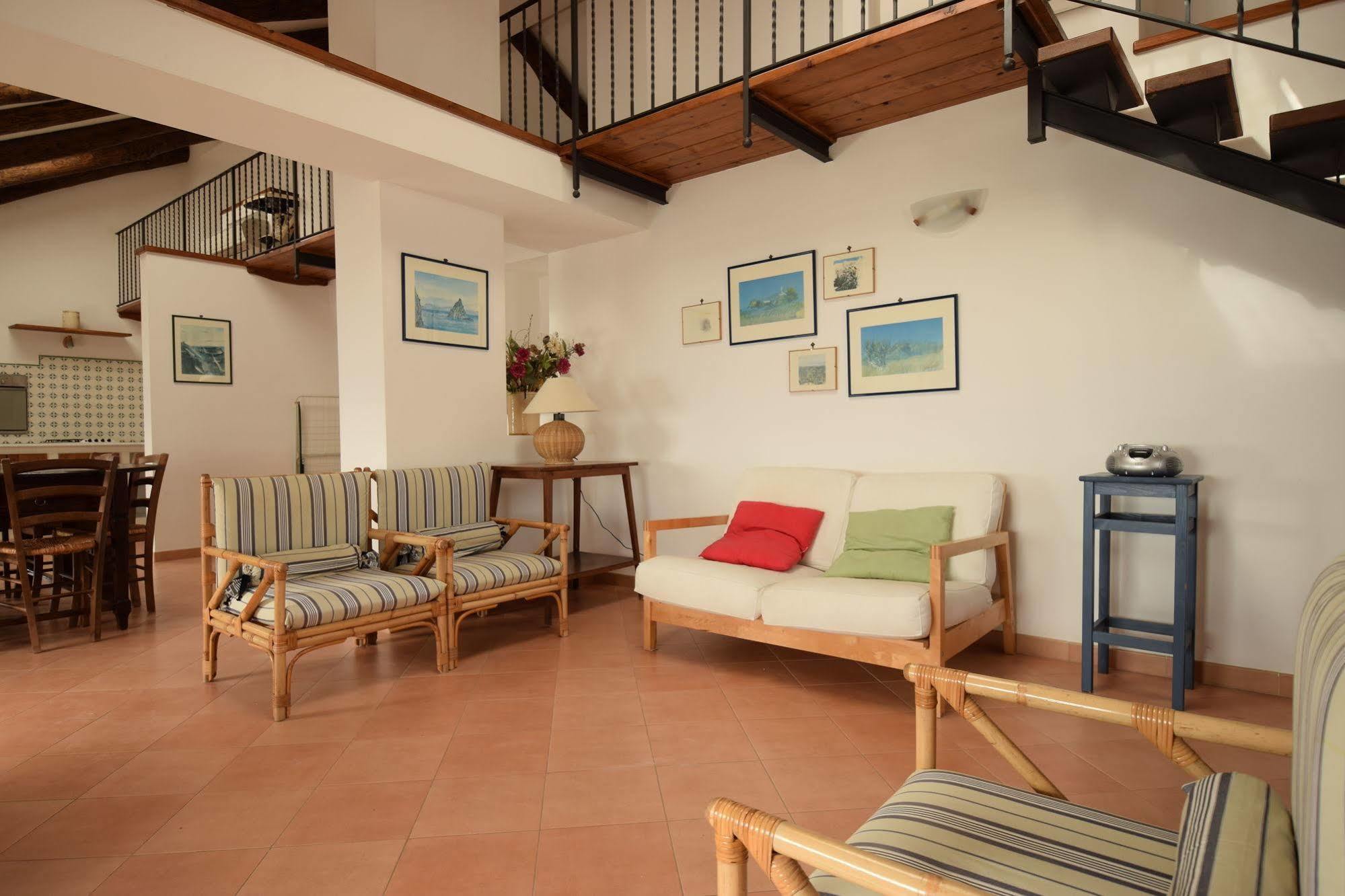 Belvedere Amodeo - Terrace, Seaview, Wifi Конка-дей-Марини Экстерьер фото